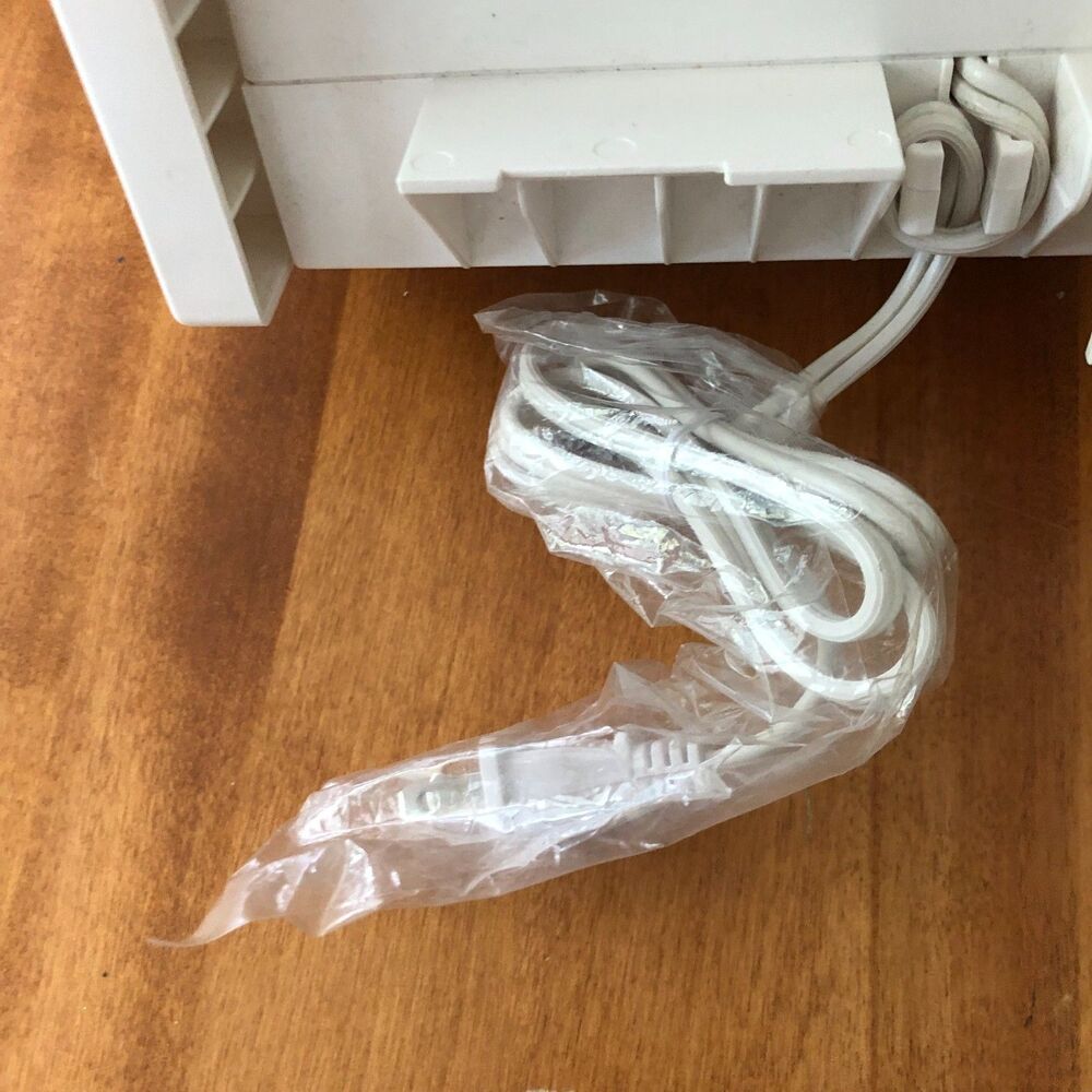 Black & Decker SpaceMaker Can Opener EC600 Under Cabinet Compete w/ Box & Mount - Picture 7 of 10